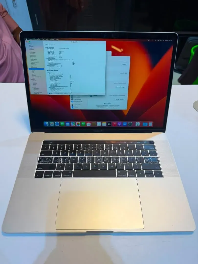 Laptop Apple MacBook Pro 2017 16GB Intel Core i7 SSD 500GB