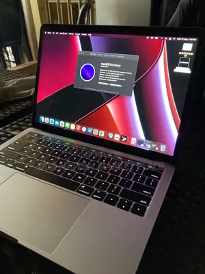 Laptop Apple MacBook Pro 2017 16GB Intel Core i7 SSD 500GB