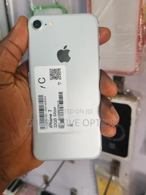 Apple iPhone 7 32 GB White
