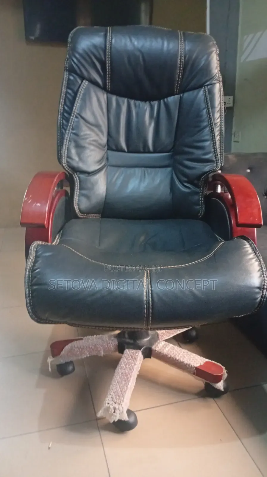 Executive Leather Boss Office Chair