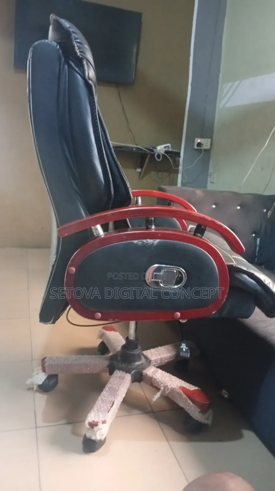 Executive Leather Boss Office Chair