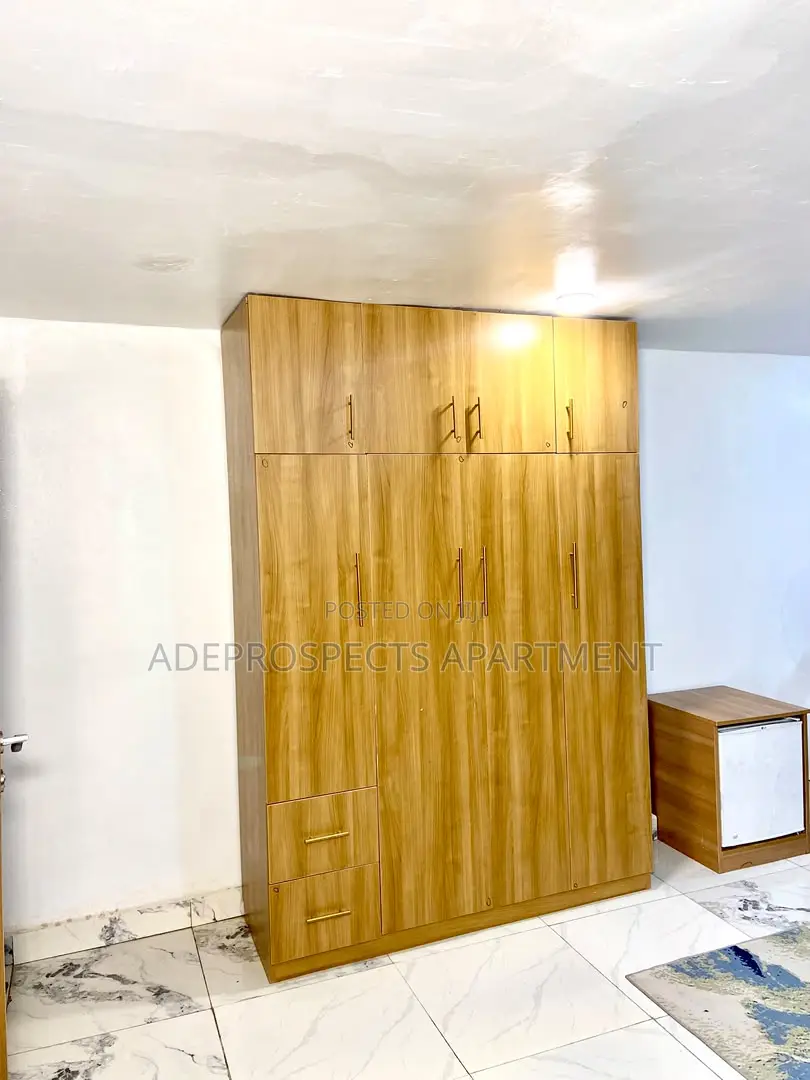 Spacious Self Contained Apartment