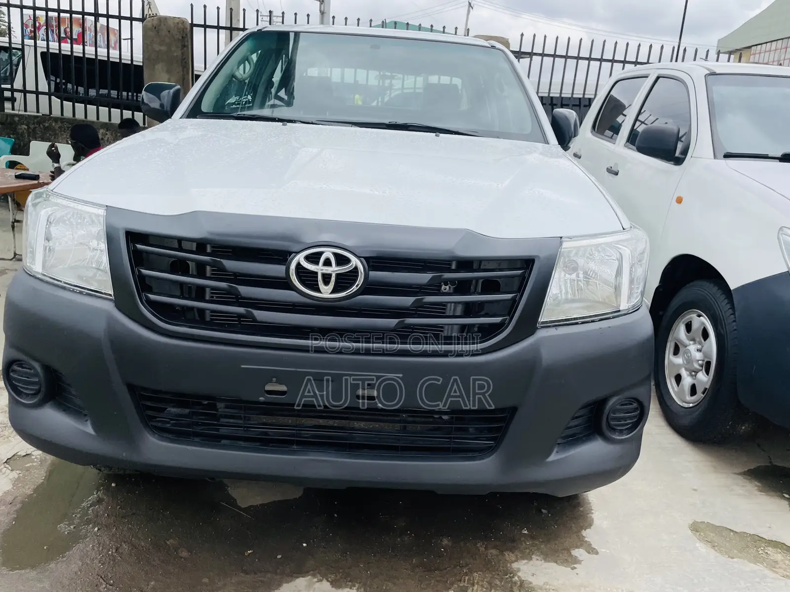 Toyota Hilux 2012 White