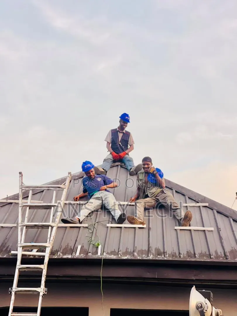 Professional Solar Installer