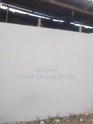 Quartz Carrera Marble