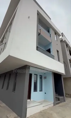 2bdrm Apartment in Sawmill, Ifako-Gbagada for sale