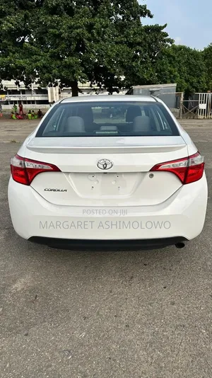 Toyota Corolla 2014 White