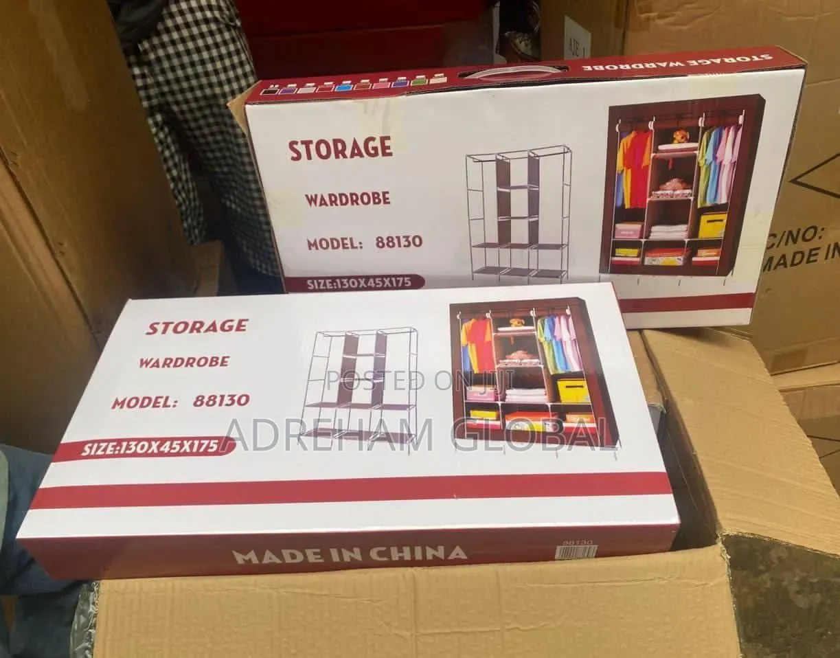 3 Columns Mobile Wardrobe