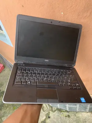 Laptop Dell Latitude E6440 8GB Intel Core i5 SSD 128GB