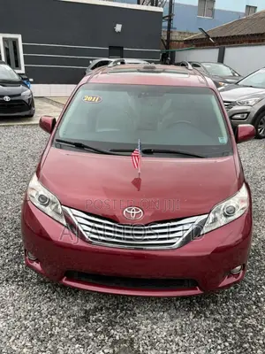 Toyota Sienna Limited 7 Passenger 2012 Burgundy