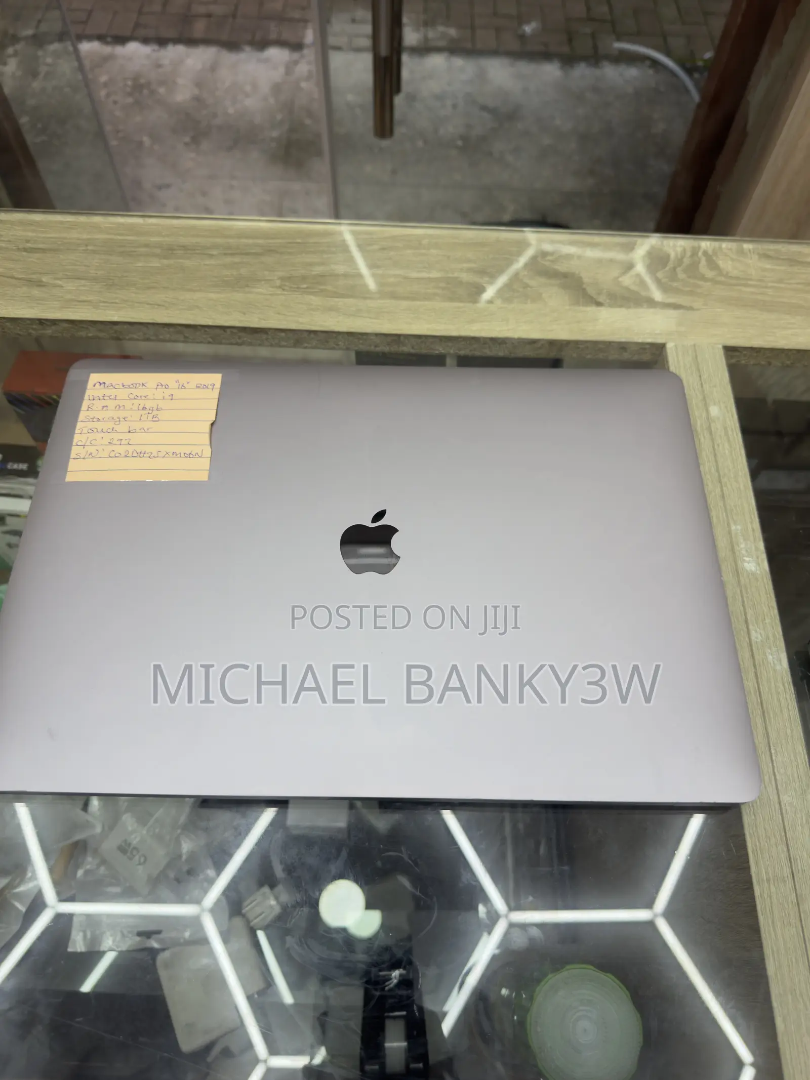 Laptop Apple MacBook Pro 2019 16GB Intel Core i9 SSD 1T