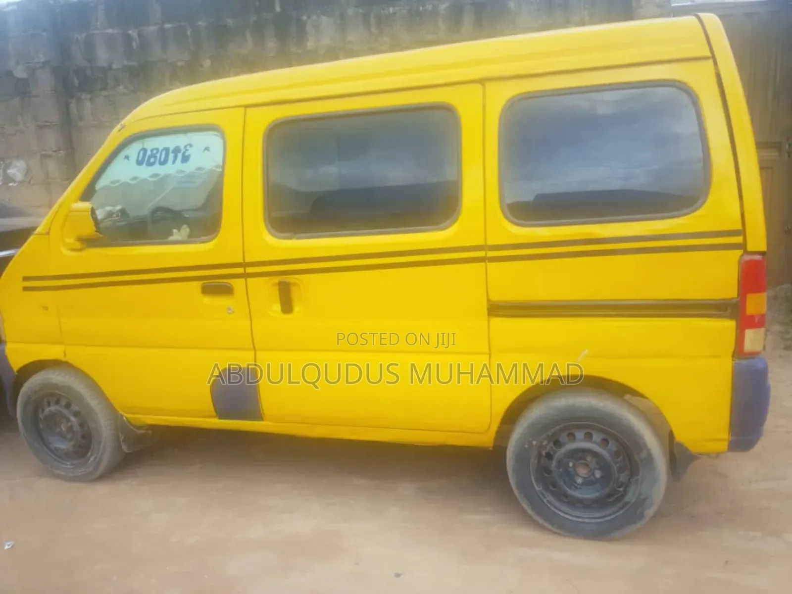 Suzuki APV Minibus 2005 Yellow