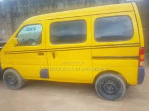 Suzuki APV Minibus 2005 Yellow