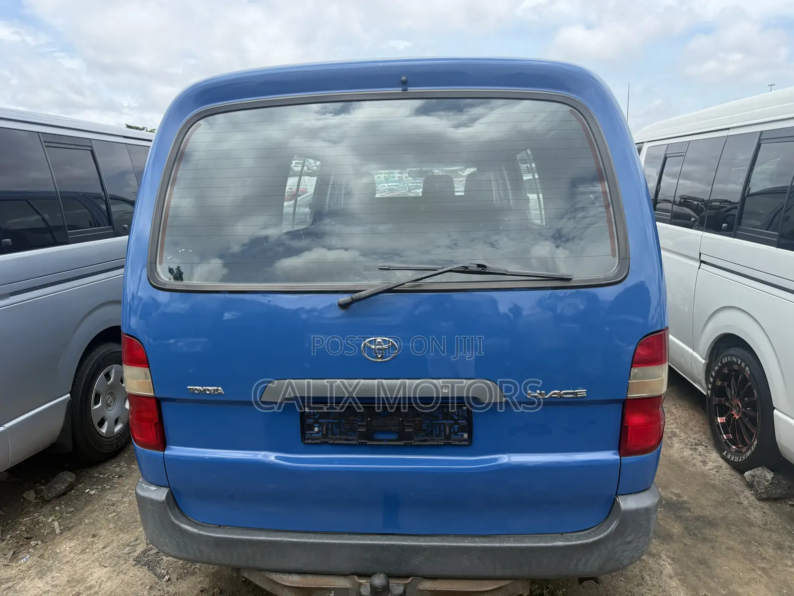Toyota HiAce 2008 Blue