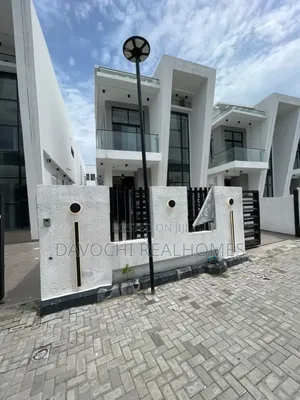 5bdrm Duplex in Ikota for sale