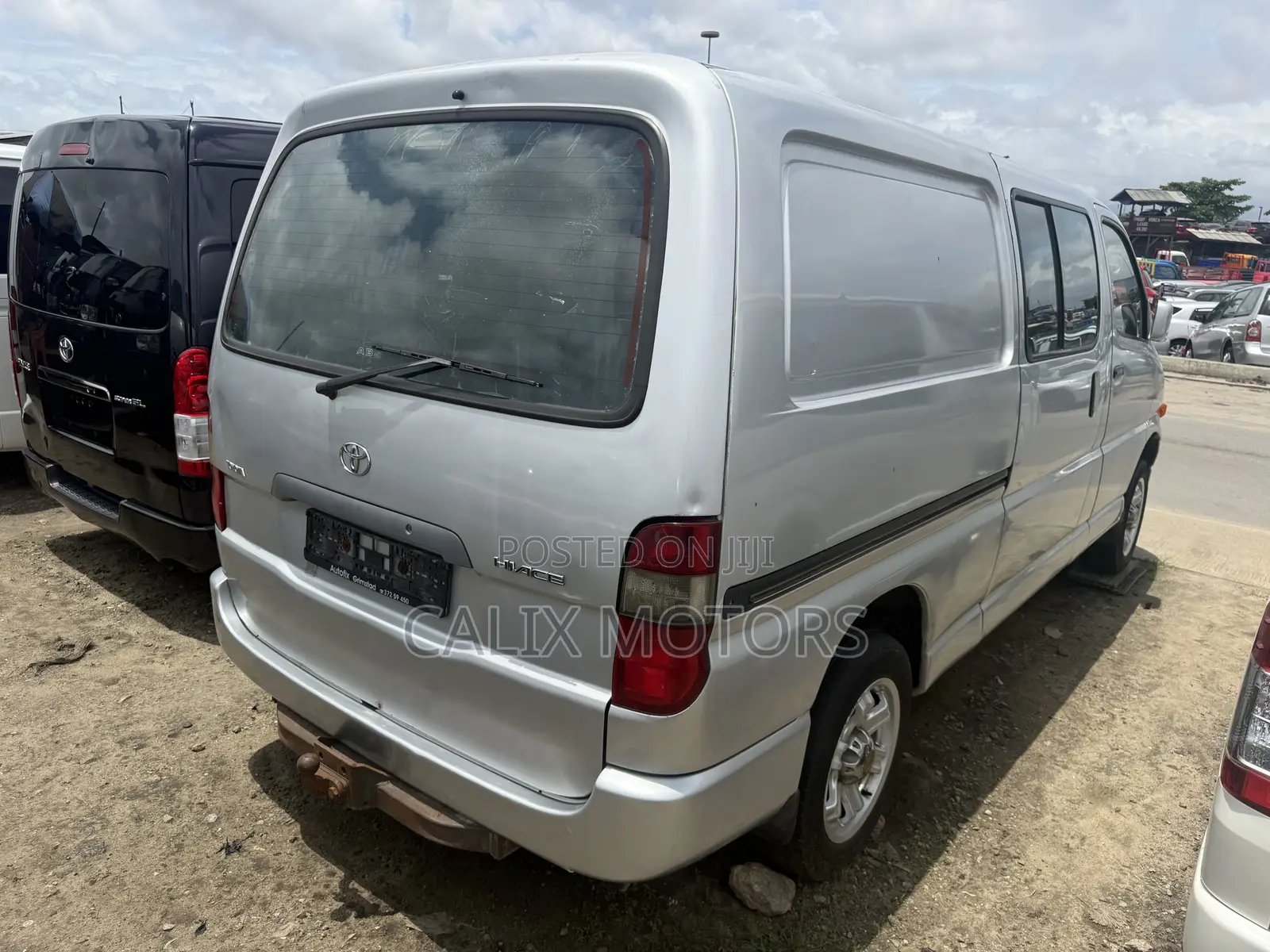 Toyota HiAce 2005 Silver