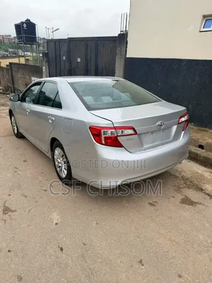 Toyota Camry 2014 Silver