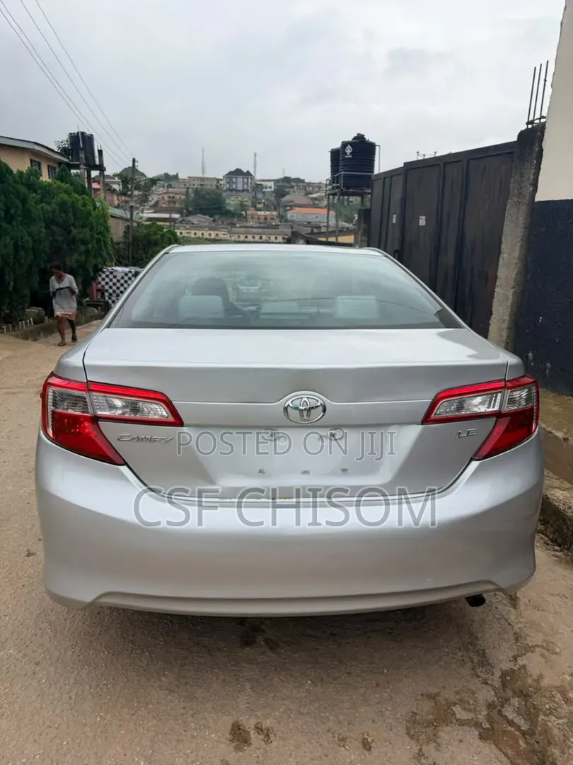 Toyota Camry 2014 Silver