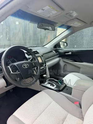 Toyota Camry 2014 Silver