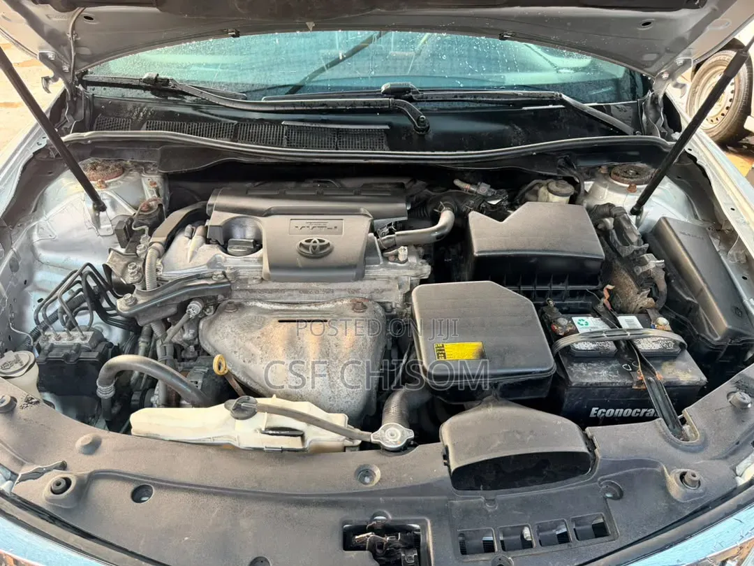 Toyota Camry 2014 Silver