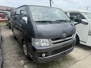 Toyota HiAce 2011 Grey