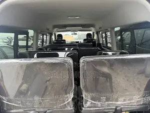 Toyota HiAce 2015 White