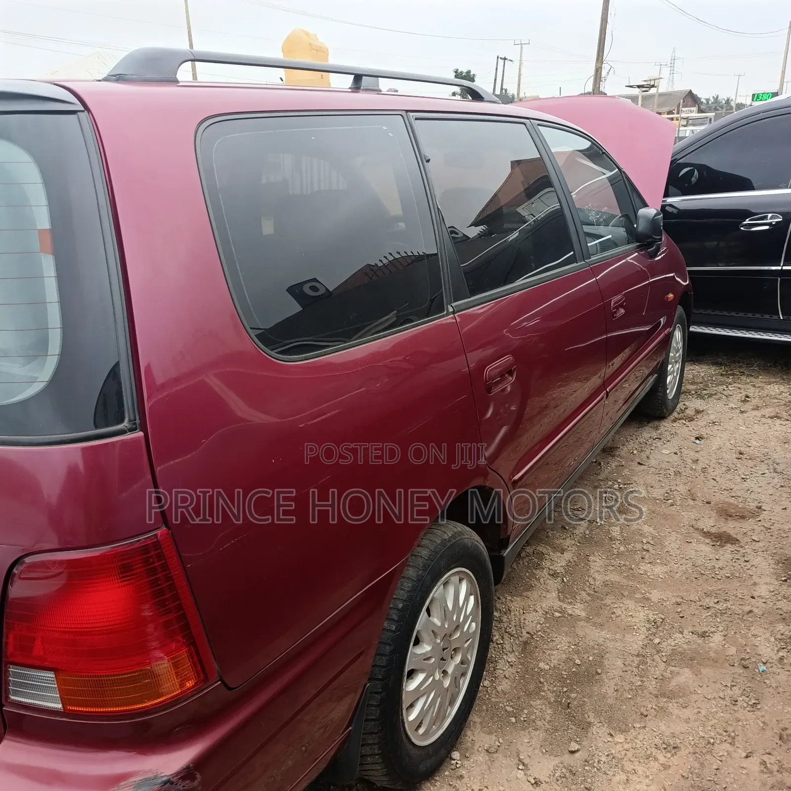 Honda Shuttle 2.3 1999 Red