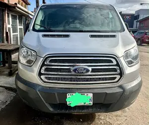 Ford Transit-350 2017 Silver