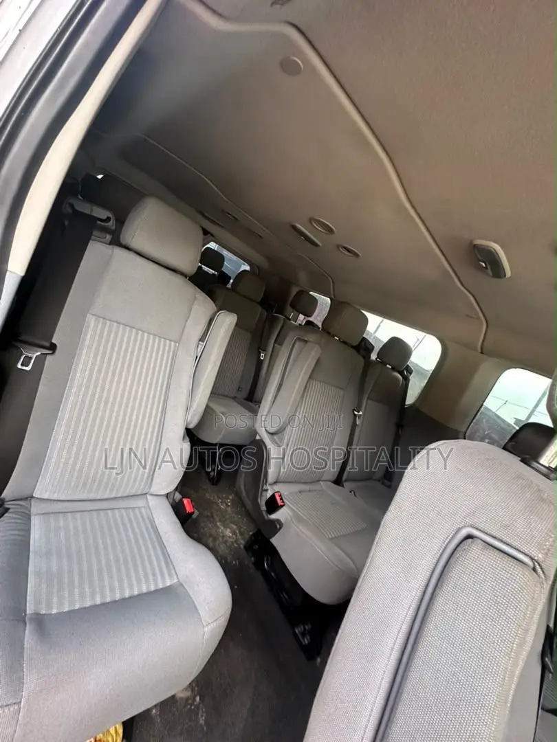 Ford Transit-350 2017 Silver