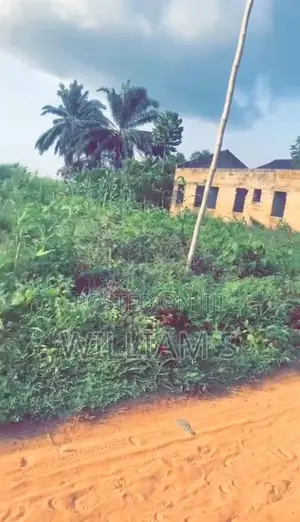 Distress 50 by 100 at Uroho 1 Off Sapele Road Bypass