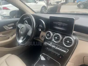 Mercedes-Benz GLC-Class 2016 Blue
