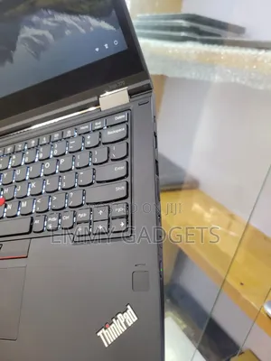 Laptop Lenovo ThinkPad Yoga 370 16GB Intel Core i7 SSD 256GB