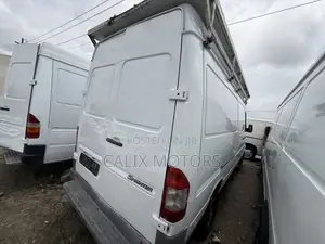 Mercedes-Benz Sprinter 2013 White