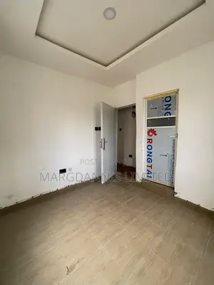 1bdrm Block of Flats in Nitel Estate, Ikorodu Garage for rent