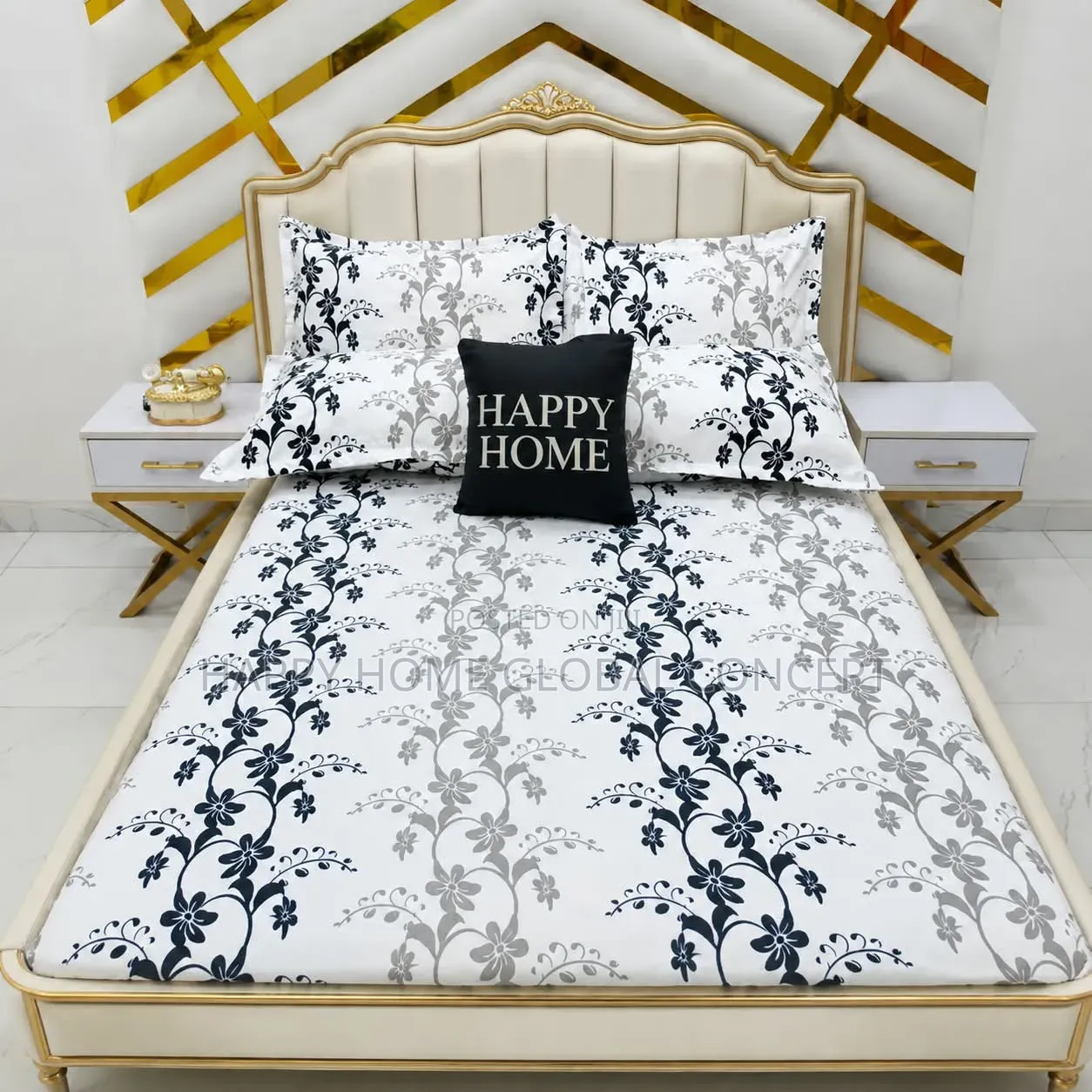 Bedsheet With Elastic Band