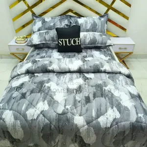Bedsheet With Elastic Band