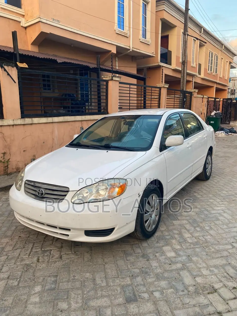 Toyota Corolla 2003 White