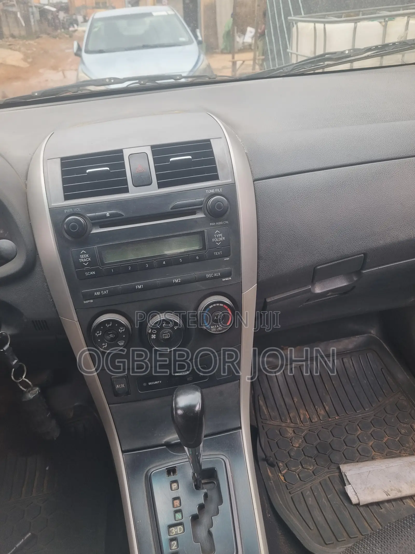 Toyota Corolla 2008 Gray