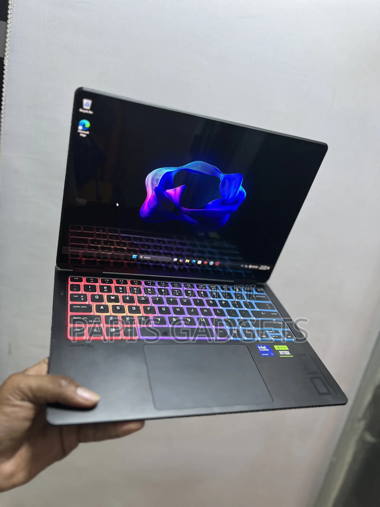 Laptop HP Omen Transcend 14-fb0023dx 16GB Intel Core Ultra 7 SSD 1T