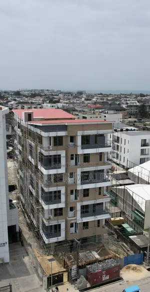 3bdrm Apartment in Lekki Phase 1 for sale