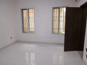 3bdrm Apartment in Lekki Phase I for rent