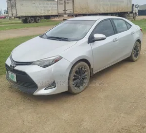 Toyota Corolla 2014 Silver