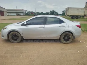 Toyota Corolla 2014 Silver