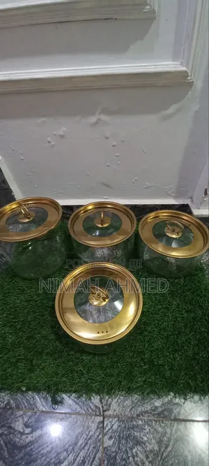 4-Piece Glass Pots Set