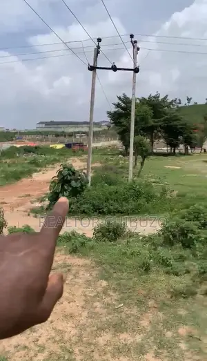 1.5hect Commercial / Industrial Land for Sale - 1.8bill