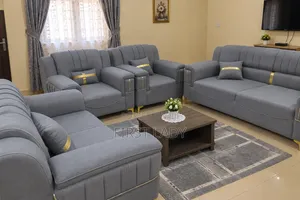7 Seaters Chair