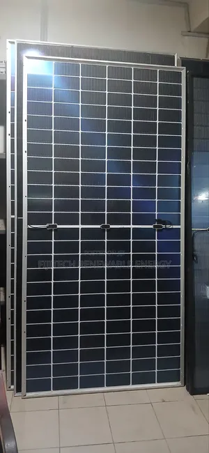 585w Solar Panel