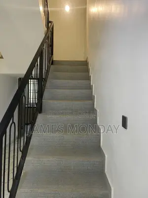 4bdrm Duplex in Private Residence, Area 1 for rent