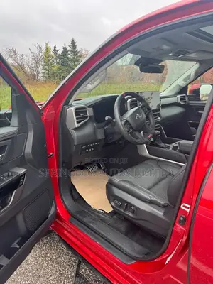 Toyota Tundra Platinum CrewMax 5.5' Bed 2023 Red