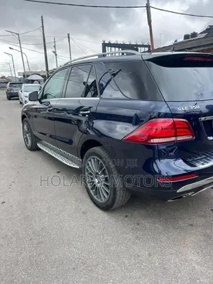 Mercedes-Benz GLE-Class GLE 350 2016 Blue